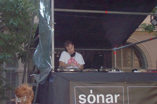 Sonar by day